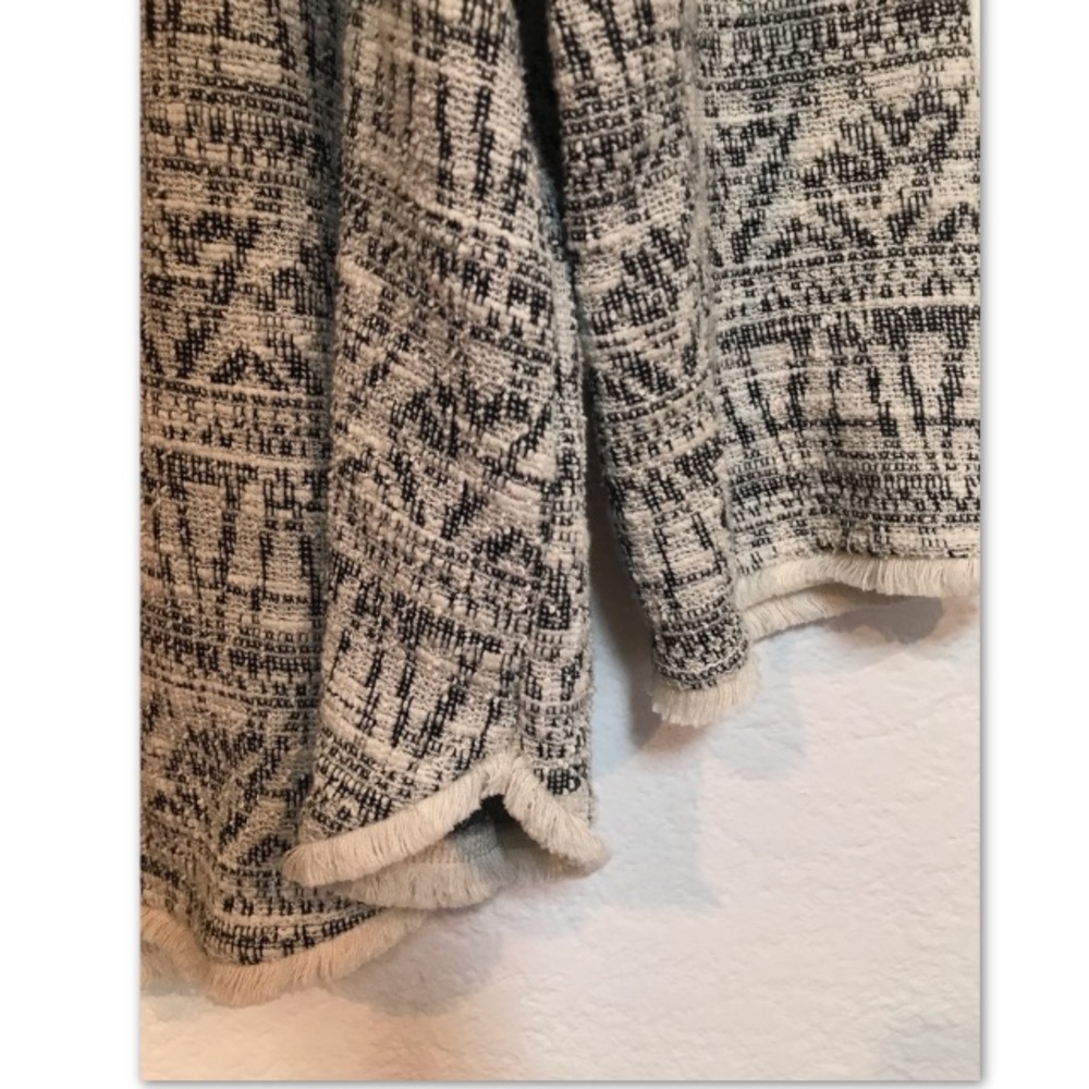Tribal Top - Picture 2 of 4
